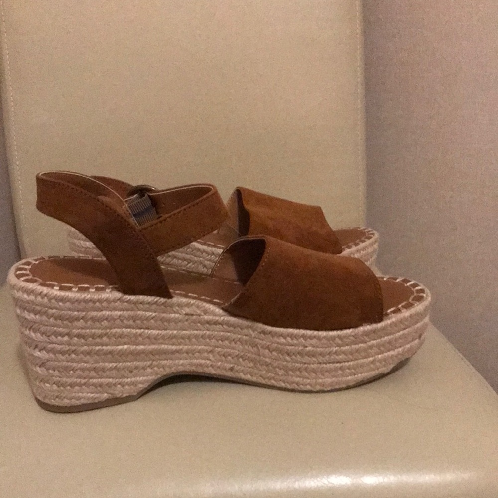 Cute Wedge Sandals